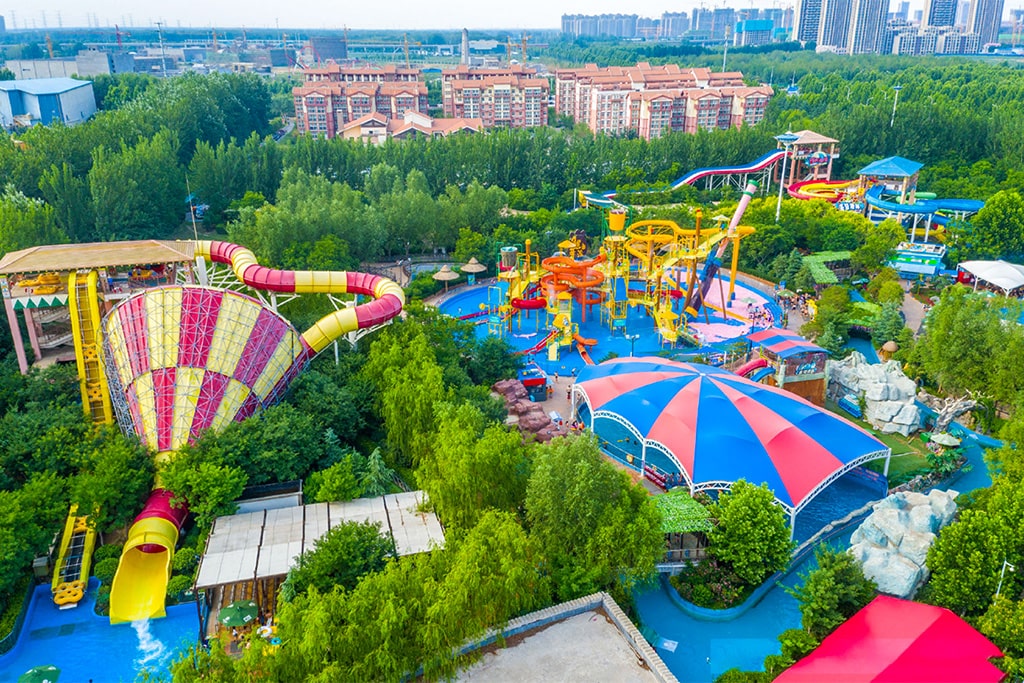 How Much Does It Cost to Build a Water Park?