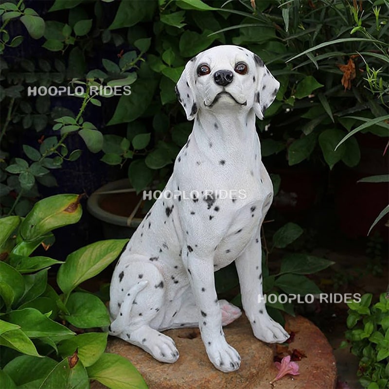 Custom Dalmatian dog statue for garden decoration made of durable fiberglass