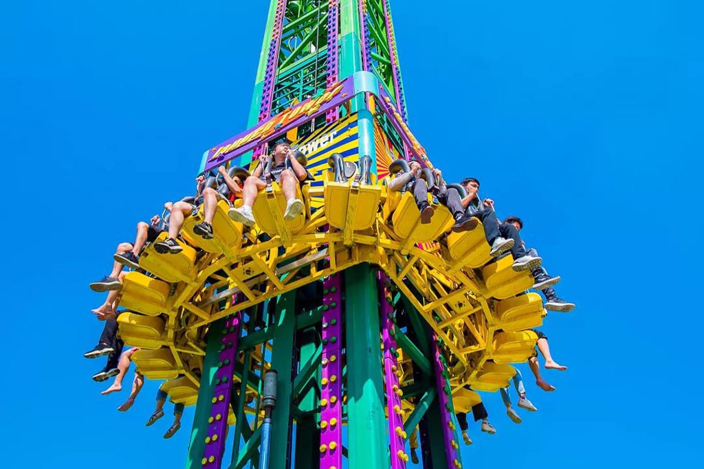 Drop Tower Ride – The Ultimate Thrill for Modern Amusement Parks ...