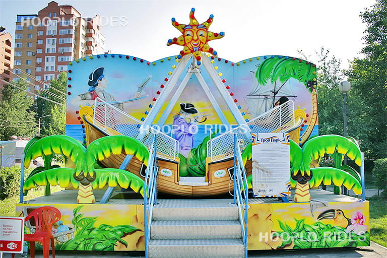 8 seat mini pirate ship ride mobile type installed in amusement park, compact ride attracting young riders