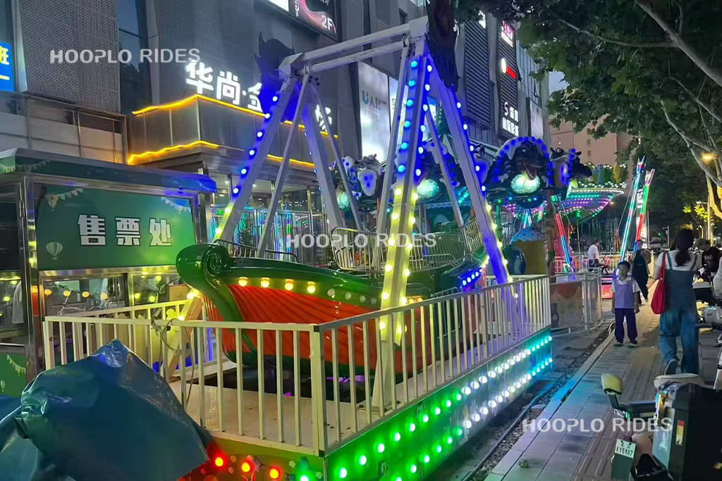 mobile 12-seat pirate ship ride for traveling funfair, compact and towable fairground ride