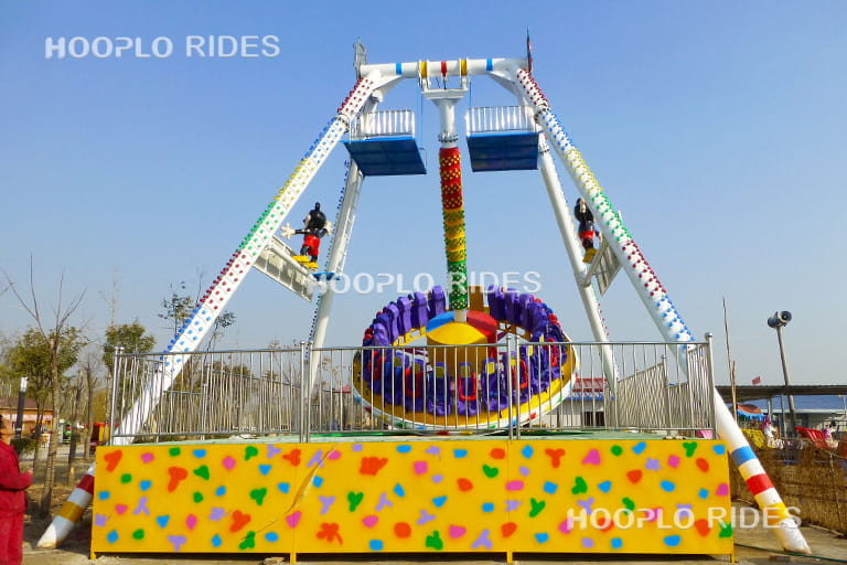 24-seat large pendulum ride installed in an amusement park, thrilling amusement pendulum ride attraction for teenagers and adults
